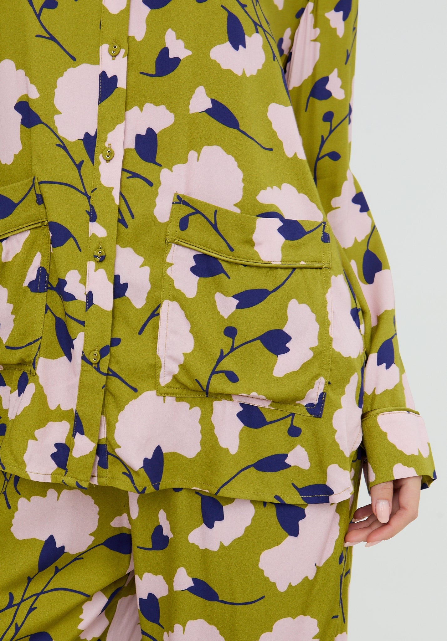 Evie Long Sleeve Floral Print Pyjama Set In Green