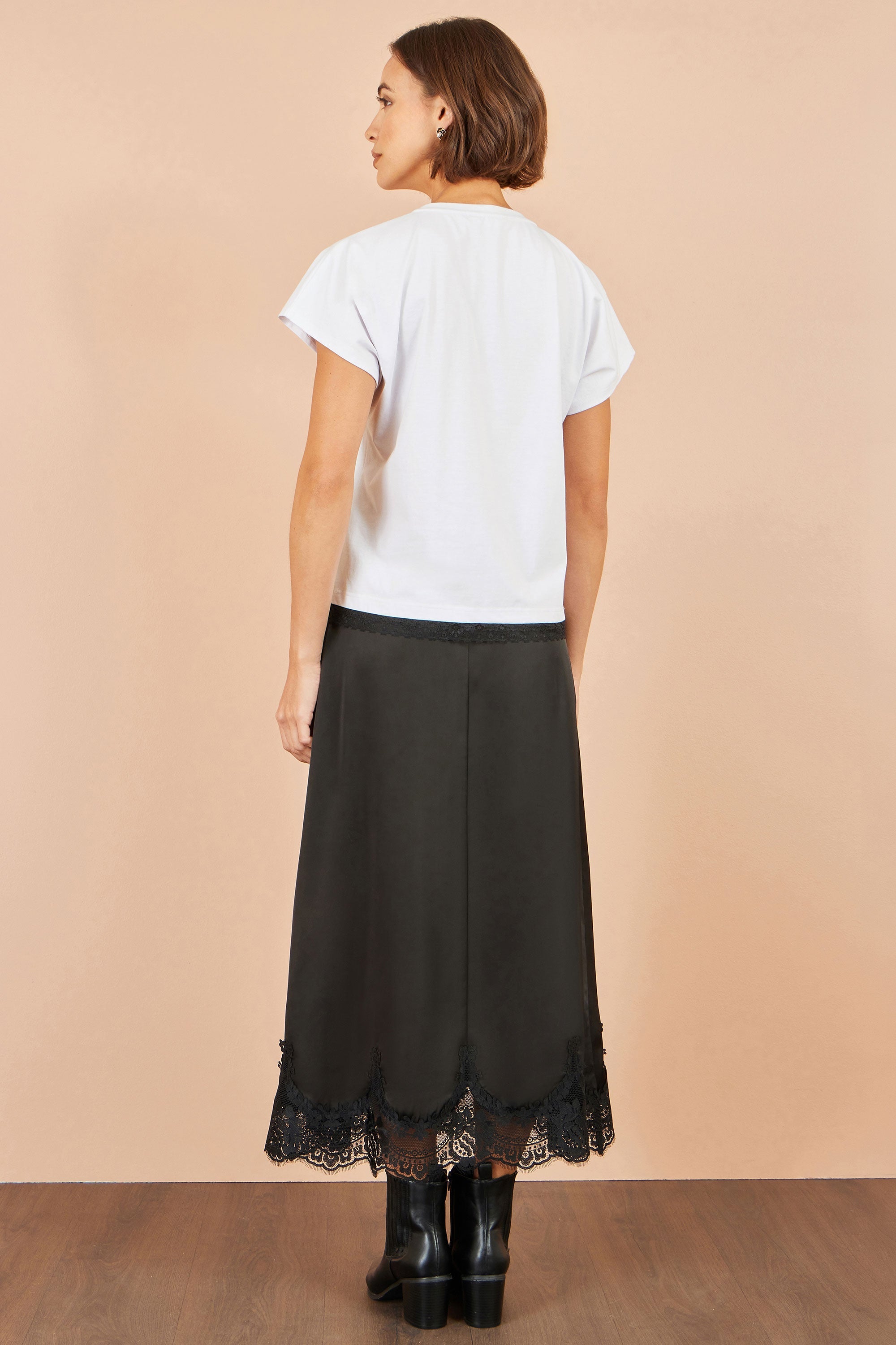 Yumi White Bow T-Shirt With Lace